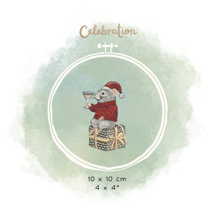 Stickdatei Jetzt wird gefeiert – Weihnachtliches Stickmuster Maus mit Geschenk & Glas • Fröhliche Stickdatei für Winter, Silvester & Deko