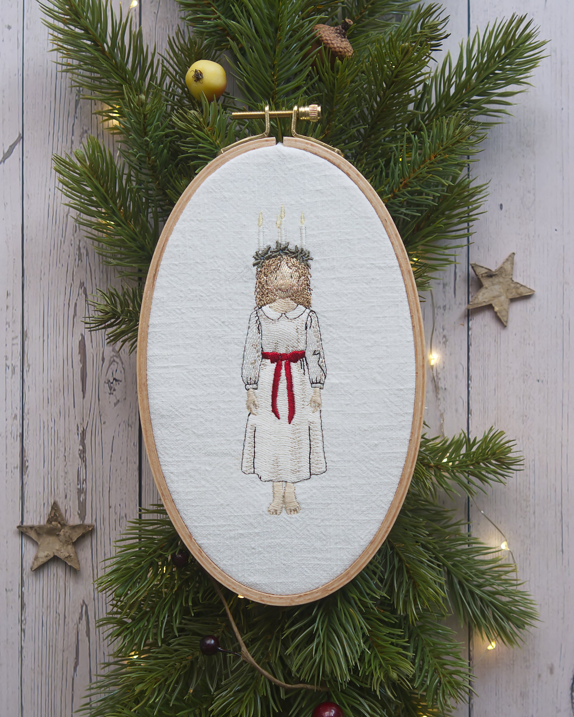 Stickdatei Stickmaschine Lucia Schweden Weihnachten