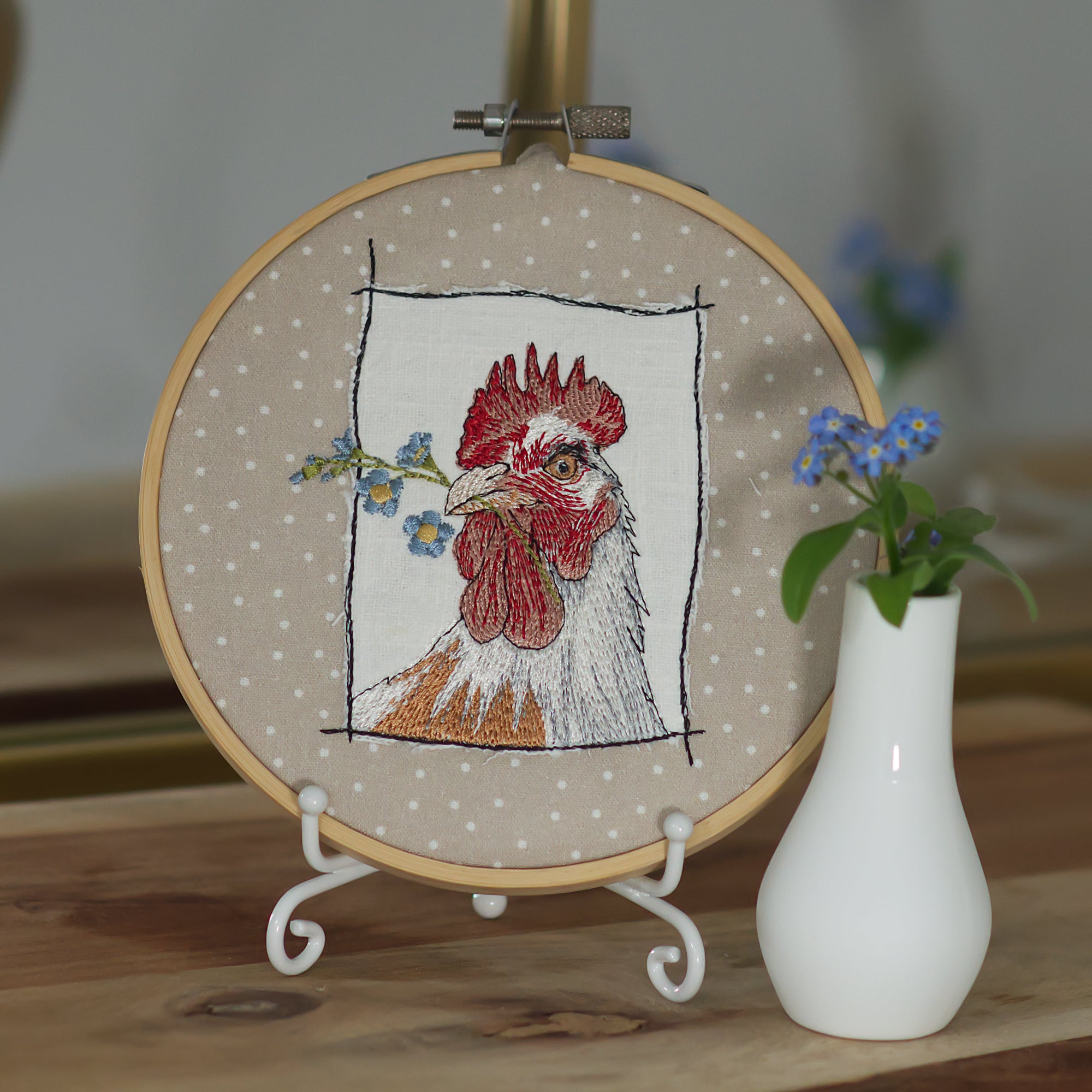 Stickdatei Huhn Ostern Frühling Cora Design