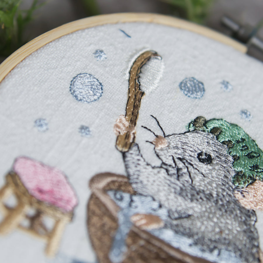 Stickdatei „Bademaus“ – Niedliches Motiv für kreative Projekte