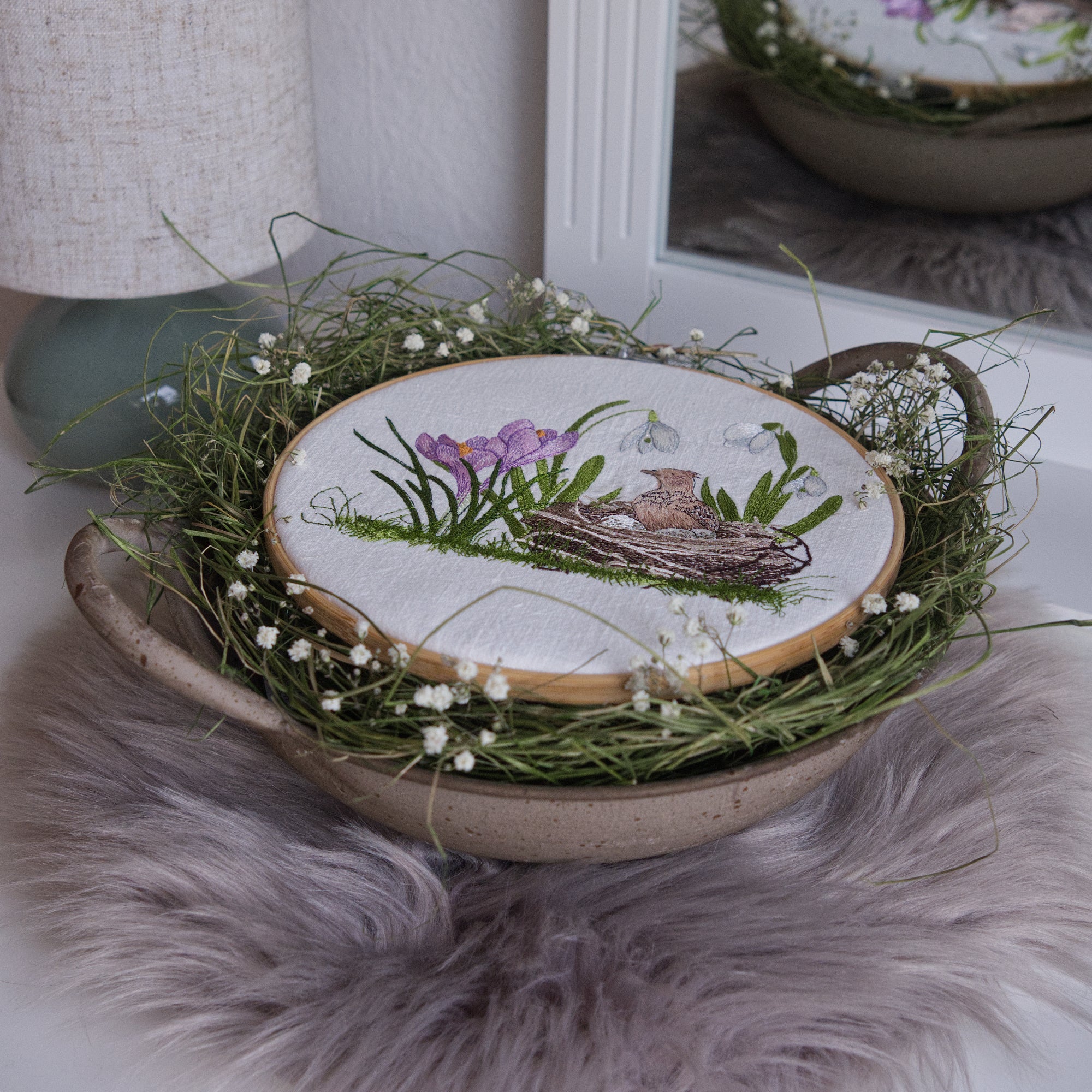 Stickdatei Frühblüherwiese für die mittlere Rahmengröße