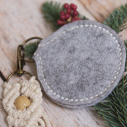 ITH Stickdatei Schlüsselanhänger mit Wichtelmaus