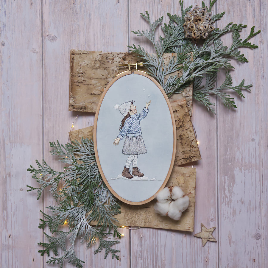 Stickdatei Mädchen im Schnee