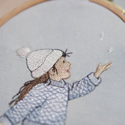 Stickdatei Mädchen im Schnee
