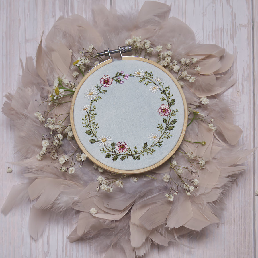 Stickdatei Wiesenkranz