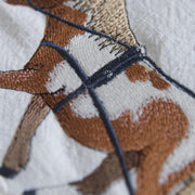 Stickdatei Schlittenfahrt – Aufwendiges Stickmuster Maus mit Pferd & Geschenken • Fröhlich-winterliche Stickdatei für Weihnachten & Deko