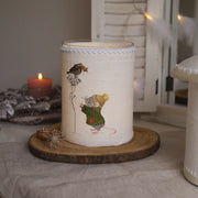 Stickdatei Maus im Schnee und Rotkehlchen mit Stern auf Leinen gestickt, Windlicht mit Lichterkette, weihnachtliche Stickdatei für die Stickmaschine