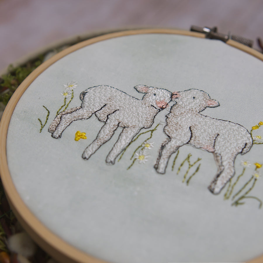 Stickdatei Lämmerfreundschaft