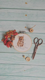 Stickdatei Maus mit Nadel und Faden