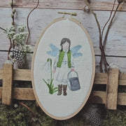 Stickdatei Schneeglöckchenelfe