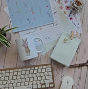 Digistamp Schüchterner Hase mit Seamless Papers und Texten