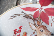 Stickdatei Hirsch im Beerenlaub