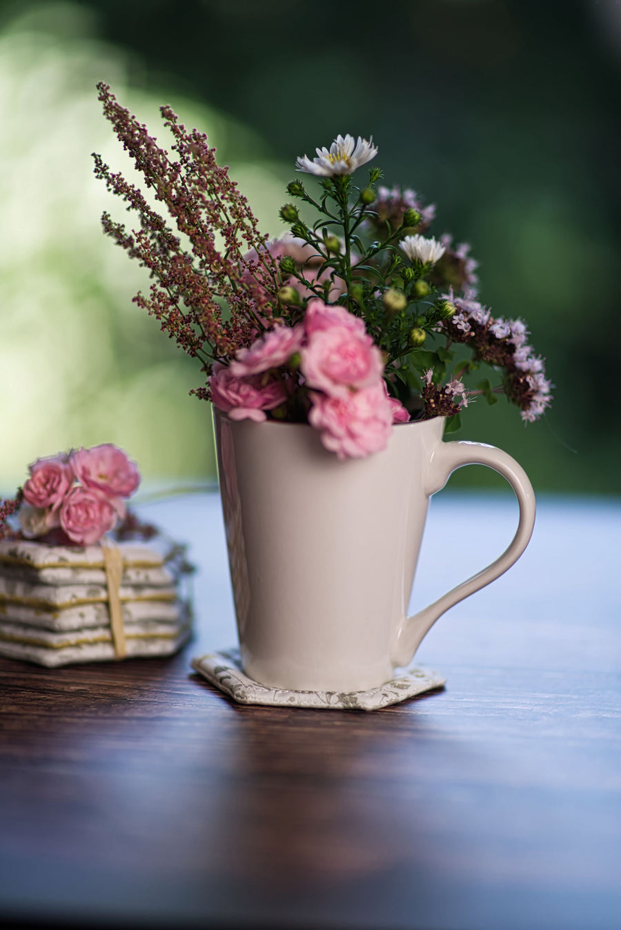 ITH embroidery file cup coaster